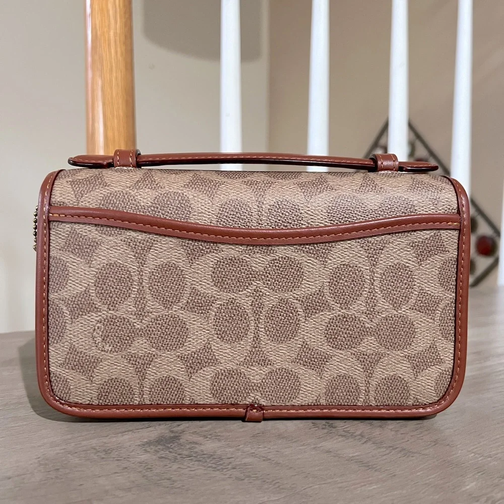 ❌SOLD❌Coach Brown Signature Canvas Bag - Picture 3 of 14